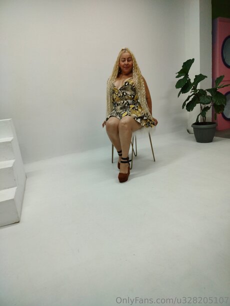 U328205107 OnlyFans Inhalte