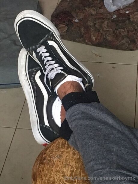 Sneakerboymx Neue geleakte OnlyFans-Inhalte