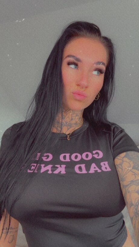 Justineblack Sex auf OnlyFans