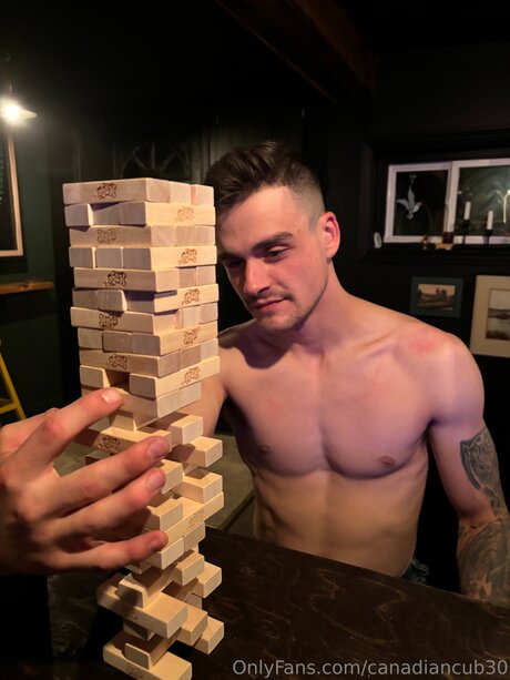 Canadiancub30 OnlyFans Leak