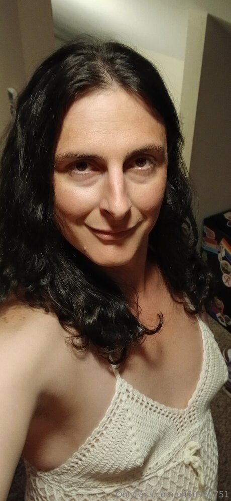 Alykat Ts Neue geleakte OnlyFans-Inhalte