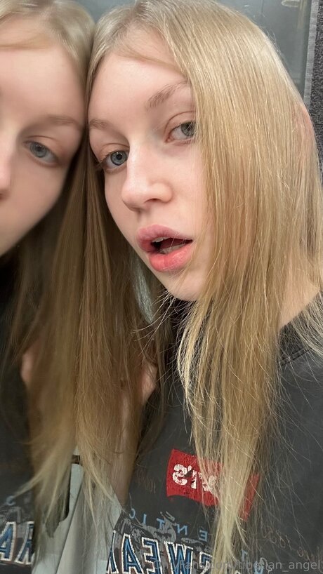 Catie Free OnlyFans-Model