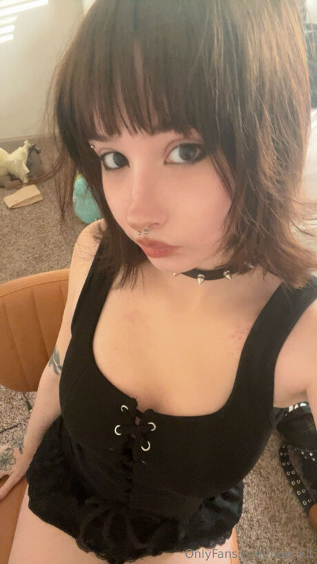 Neonkit Heiße OnlyFans Inhalte