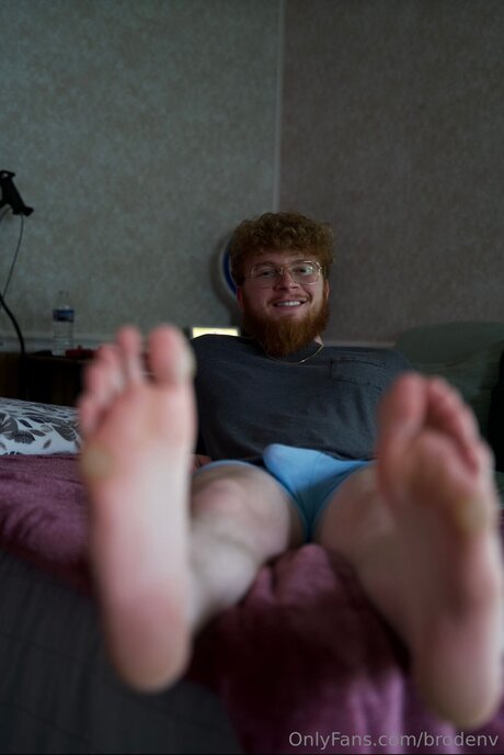 Brodenv OnlyFans Strip