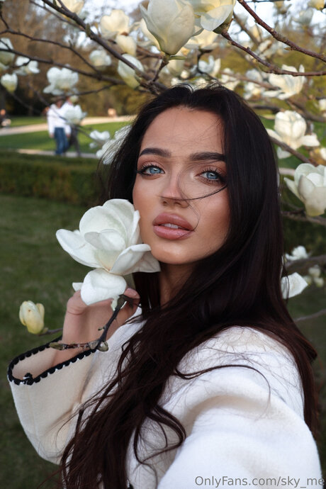 Sky Me OnlyFans Sex Leak
