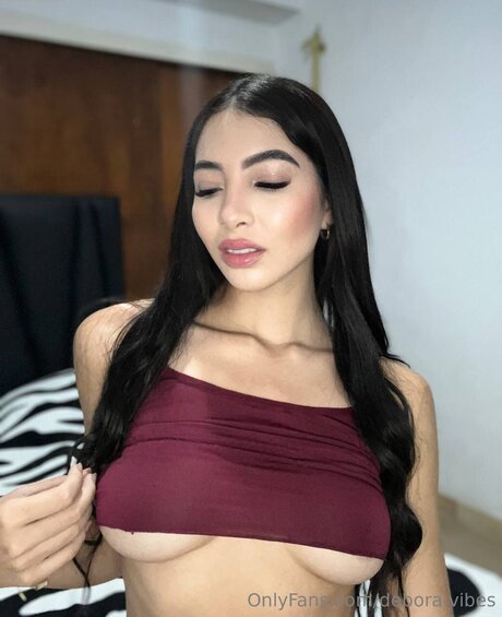 Debora Vibes Nacktbilder von OnlyFans