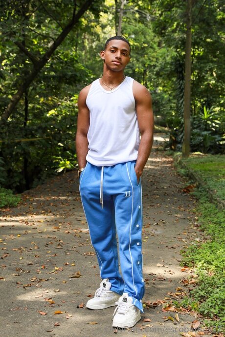 Escobarluis22 OnlyFans XX