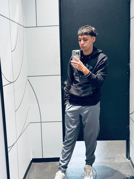 Leofree Nacktbilder OnlyFans Geleakt