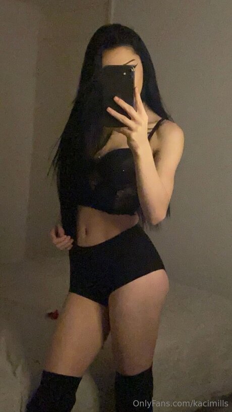 Kacimills OnlyFans geleakt