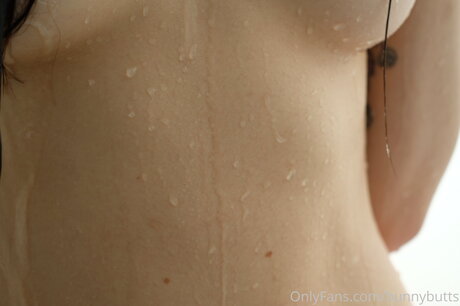 Bunnybutts Nackt auf OnlyFans Leaks