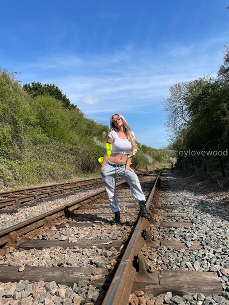 Laceylovewood OnlyFans öffentliche Fotos OnlyFans