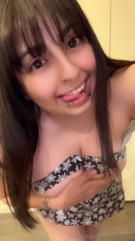 Farrahluv Nacktporno OnlyFans