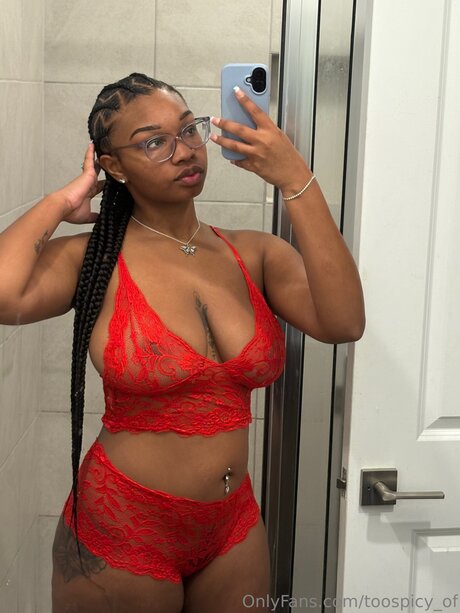 Toospicy Of OnlyFans Sextape