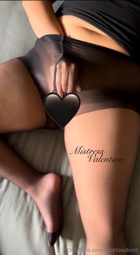 Clicktosubmit Leak von OnlyFans