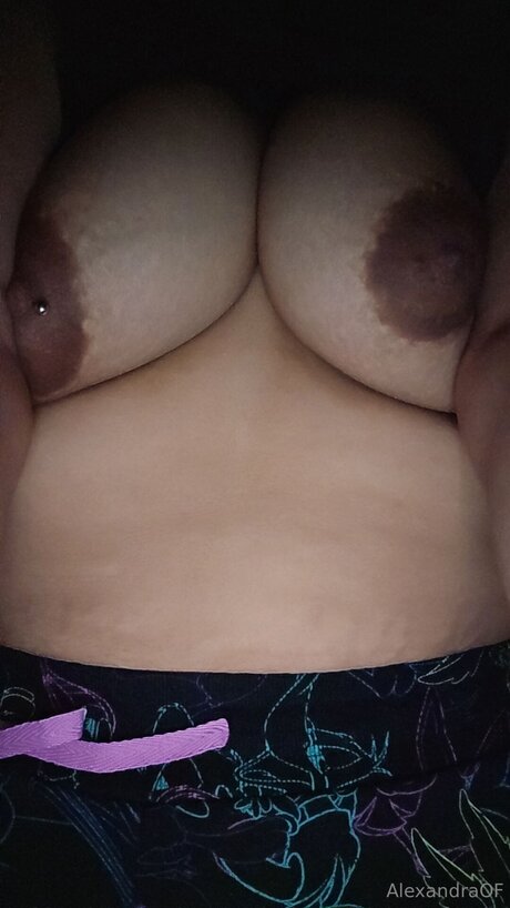 Alexav12 OnlyFans Pornografie