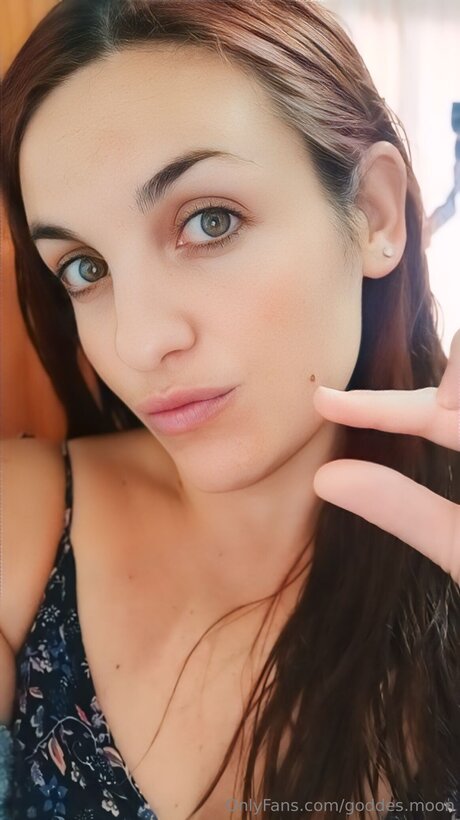 Goddesredmoon OnlyFans nackt