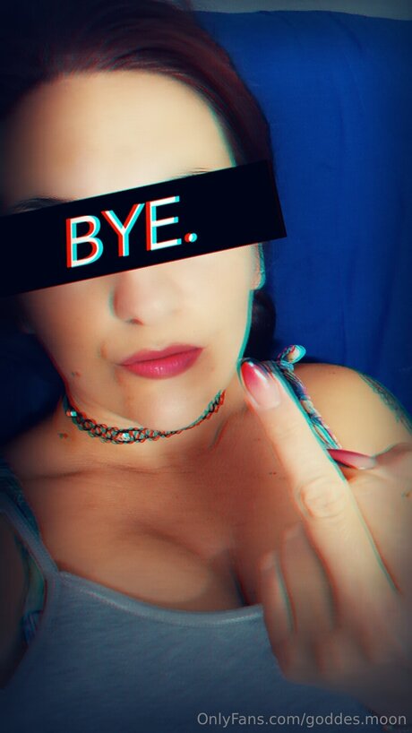 Goddesredmoon OnlyFans Model Fotos