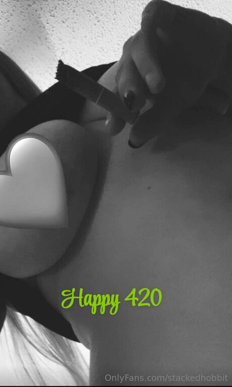 Stackedhobbit Titten OnlyFans