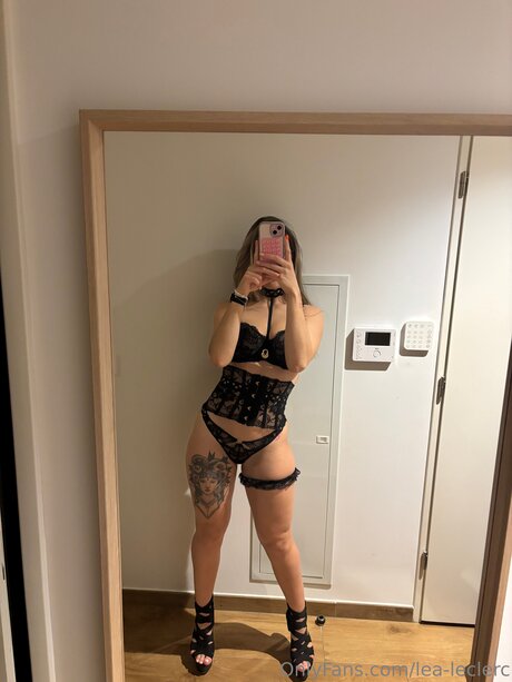 Lea Leclerc Sex OnlyFans