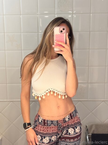 Lea Leclerc OnlyFans Nacktbilder geleakt