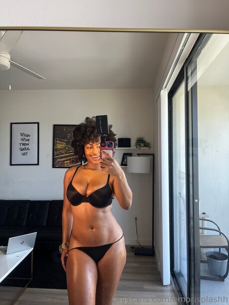 Emorisplashh NSFW OnlyFans