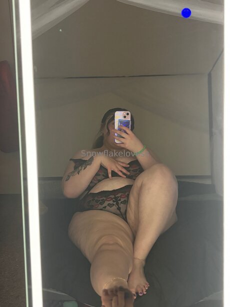 Snowflakelovess Nacktbilder-Leaks von OnlyFans