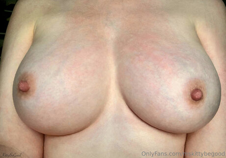 Mskittybegood OnlyFans Bilder