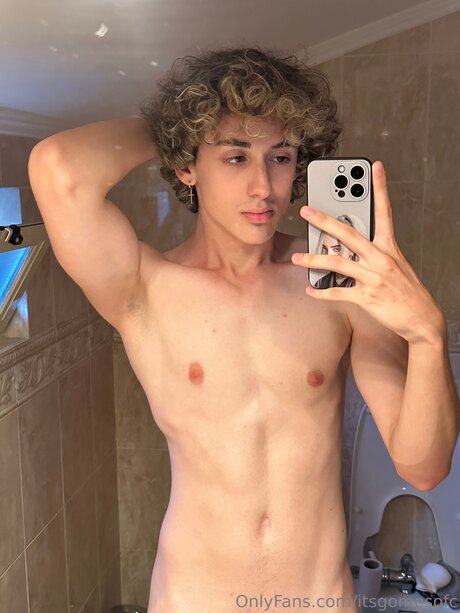 Itsgomesofc OnlyFans Nacktbilder