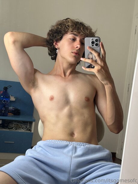 Itsgomesofc Leak von OnlyFans Pornografie