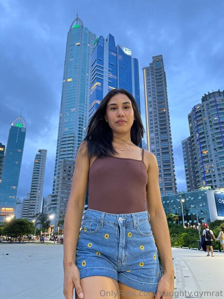 Naughty Gymrat OnlyFans Leak