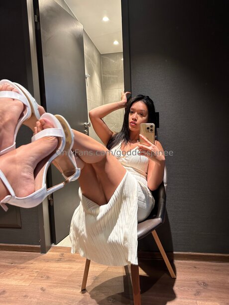 Goddessjunee OnlyFans X