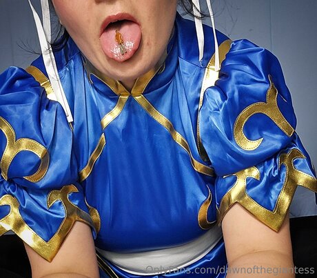 Dawnofthegiantess OnlyFans Striptease