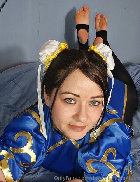 Dawnofthegiantess OnlyFans-Bilder