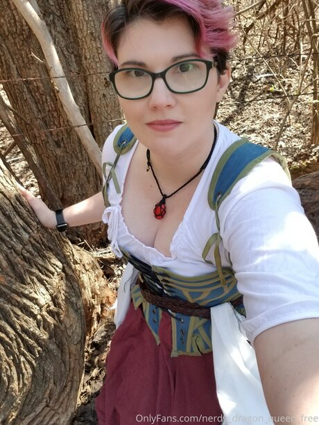 Nerdy Dragon Queen Free OnlyFans-Leaks