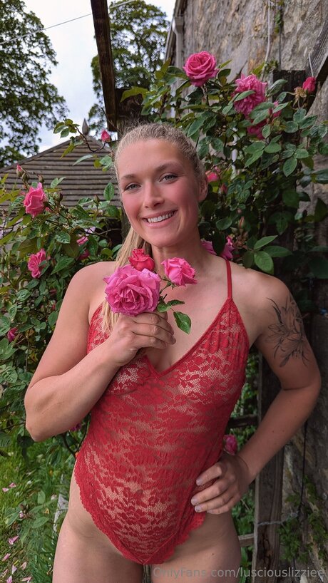 Lusciouslizziee Nacktbilder von OnlyFans