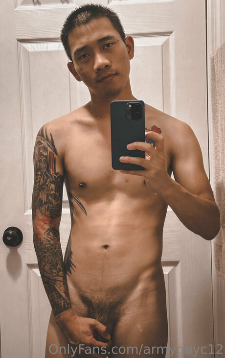 Armyguyc12 OnlyFans explizite Inhalte