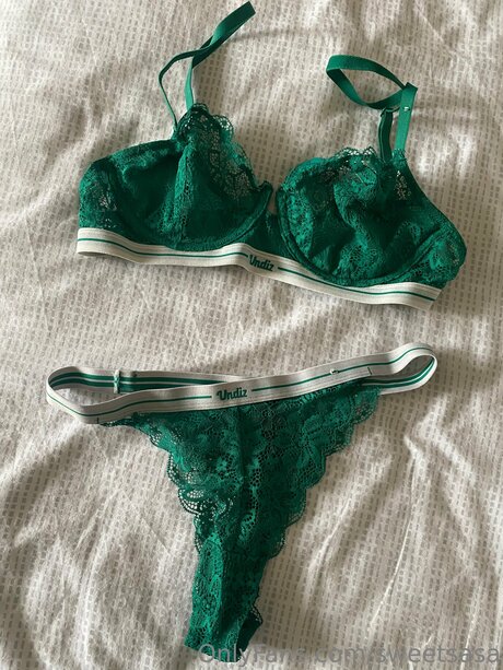 Sweetsasa OnlyFans Striptease