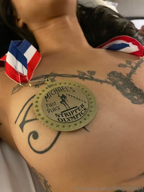 Tkhoneybun OnlyFans Nacktbilder