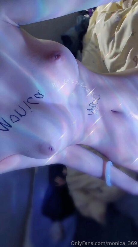 Monica 369 OnlyFans-Fotos
