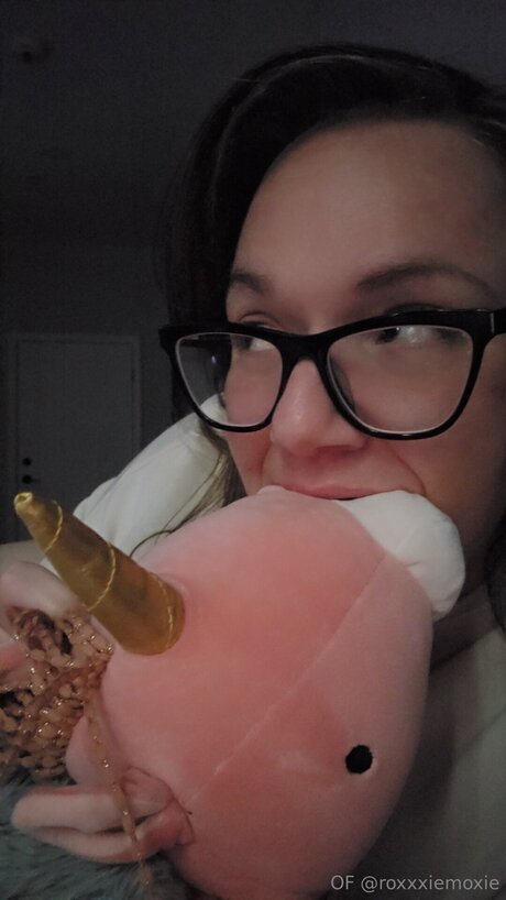 Roxxxiemoxie Nacktbilder-Leaks von OnlyFans