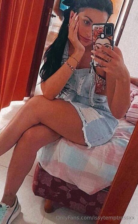 Issytemptressxx Nacktbilder von OnlyFans