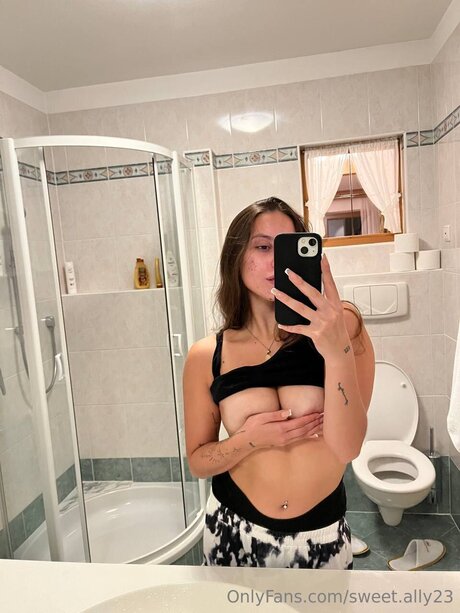 Solybabe OnlyFans explizite Inhalte