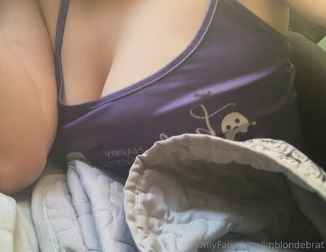 Imblondebrat OnlyFans Sextape