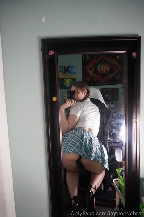 Imblondebrat Nackt auf OnlyFans