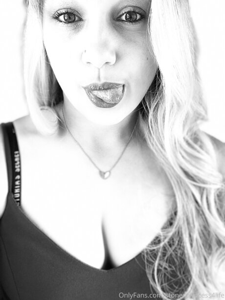 Stonerprincess4life XXX Leak OnlyFans Leak