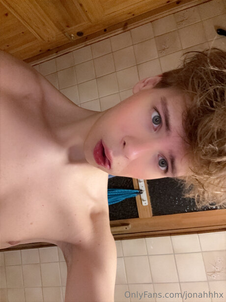 Jonahhhx OnlyFans Nacktbilder