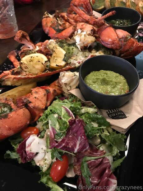 Crazynees Nacktbilder von OnlyFans geleakt