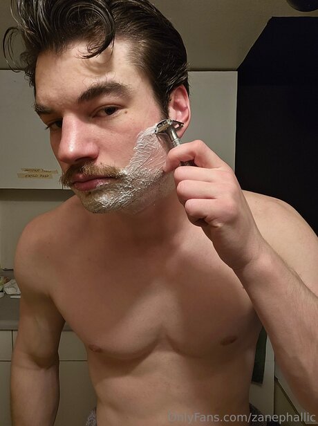 Zanephallic OnlyFans-Inhalte