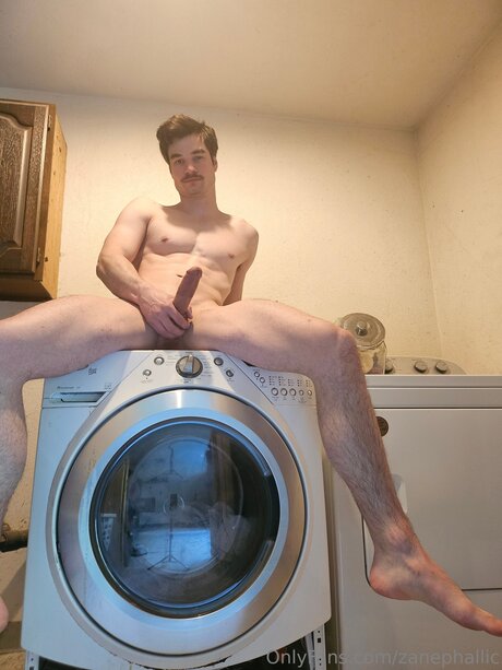 Zanephallic OnlyFans Bilder geleakt