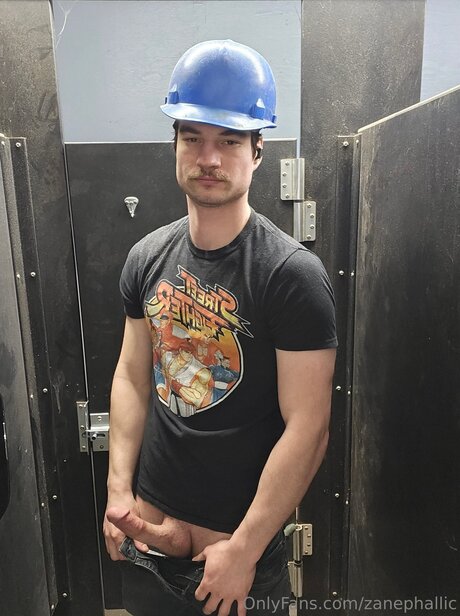 Zanephallic Nacktbilder von OnlyFans